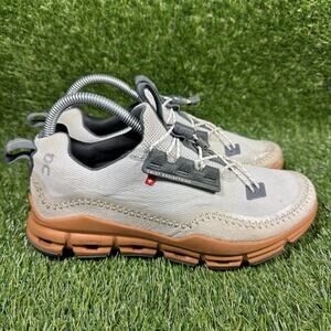 ON Cloudaway Running Shoes Sneakers Womens Size 7.5 White Gray Athletic